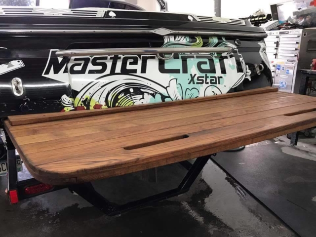 custom boat wraps