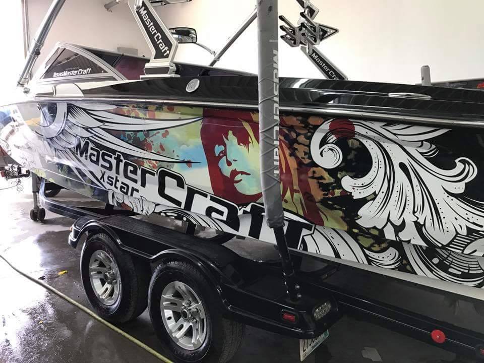 custom boat wraps